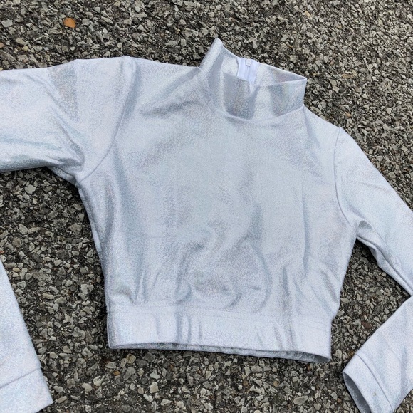 Sparkle Unique holographic Metallic Crop Top Shirt - Picture 4 of 8